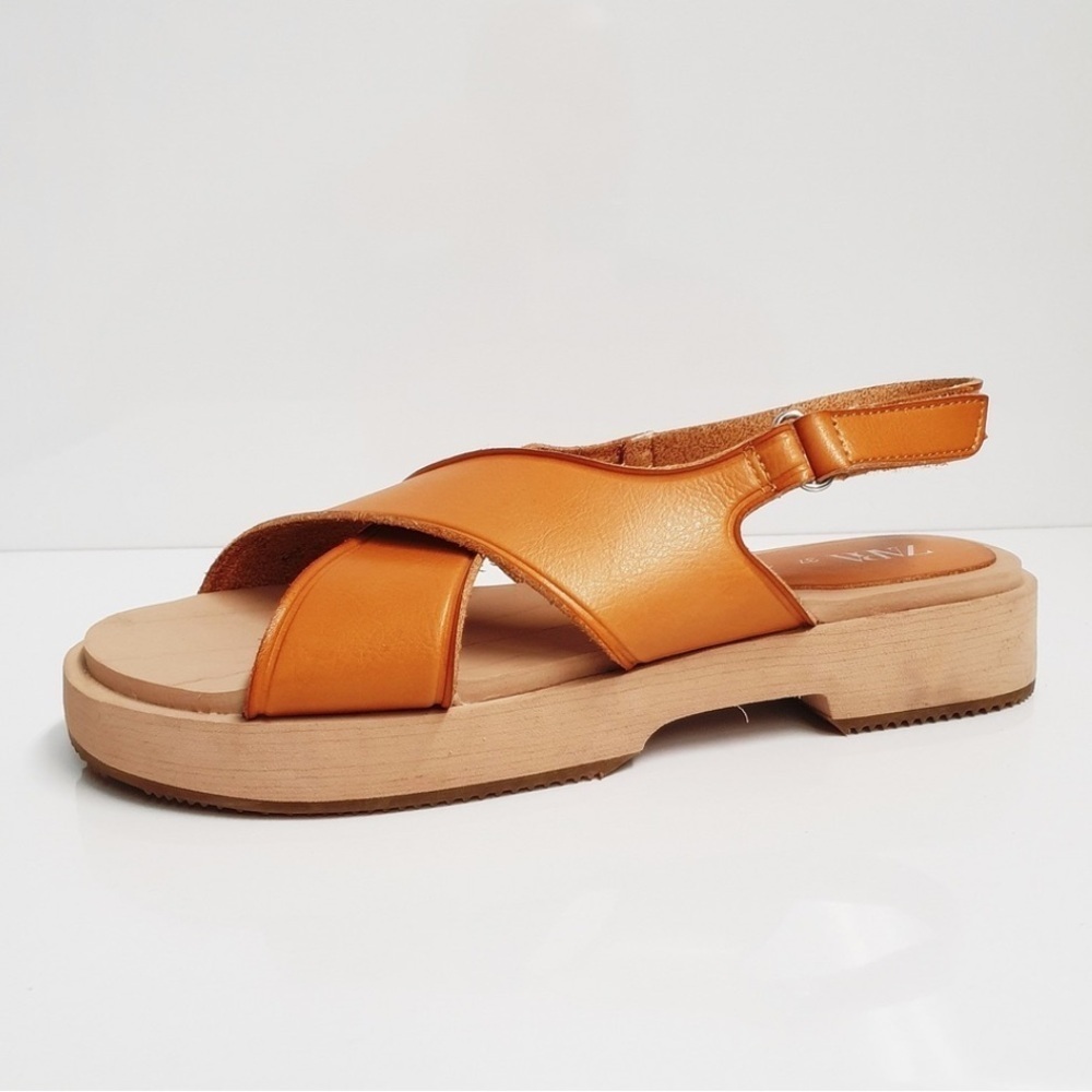 Zara Leather Criss Cross Strap Sandal in Brown Size 6‎ or 36 - Picture 1 of 9